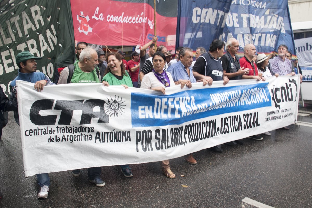 Fabriquero_en_el_Congreso__Jornada_de_lucha_-18