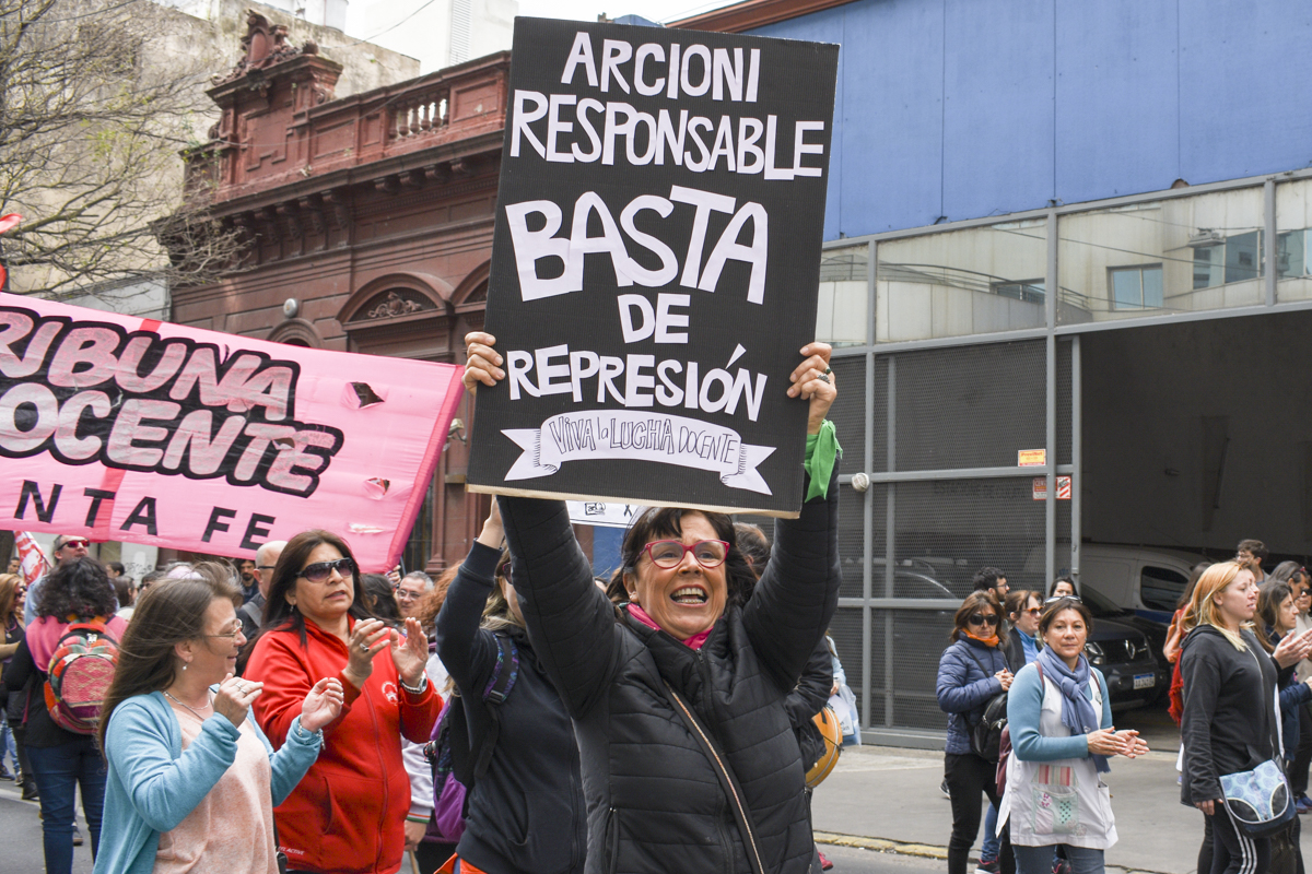 Movilizaci__n_Solidaridad_con_Docentes_Chubut-3
